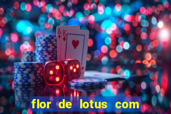 flor de lotus com lua tatuagem